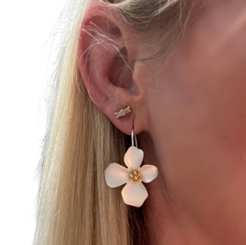 Two Tone Flower Earring