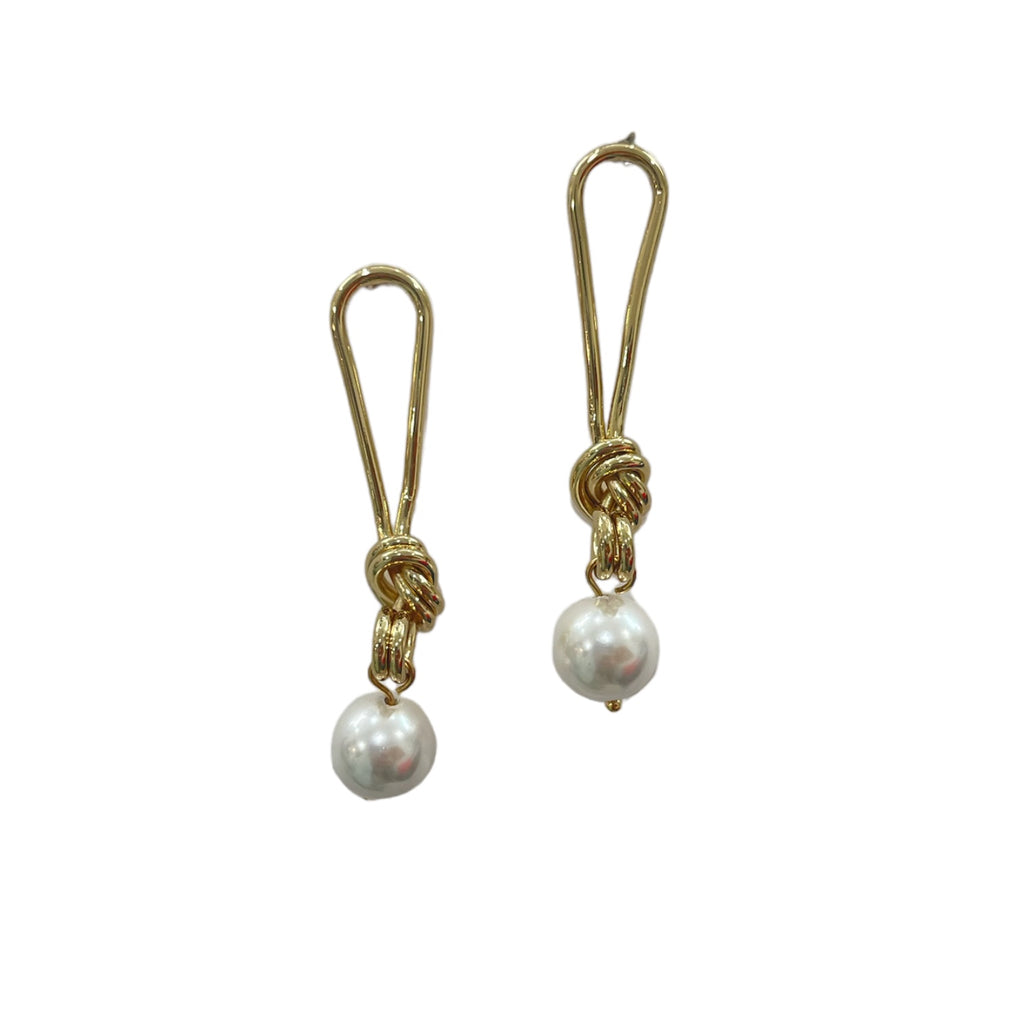 Knot Earring With Pearl Drop