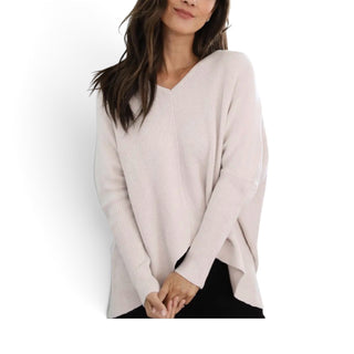 V Neck Travel Pullover